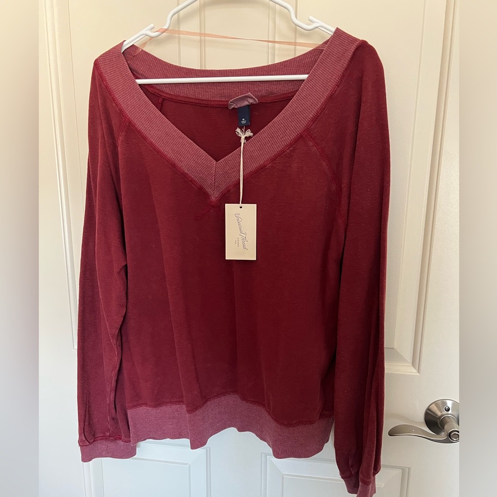 NWT Red V-Neck Sweatshirt XL